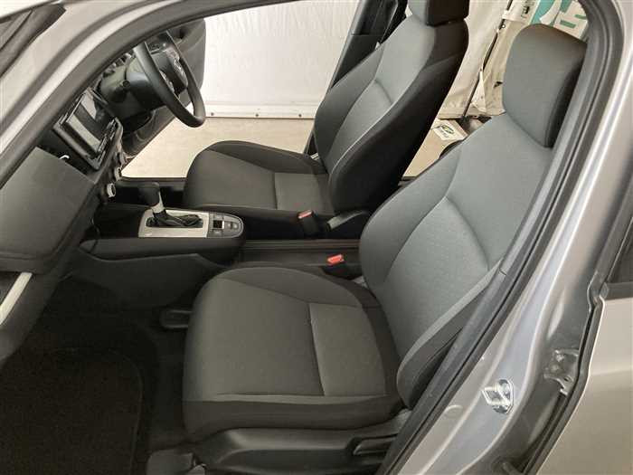 2022 Honda Fit 6BA-GR1 (UW-69d9fa0d5bf71)[14]