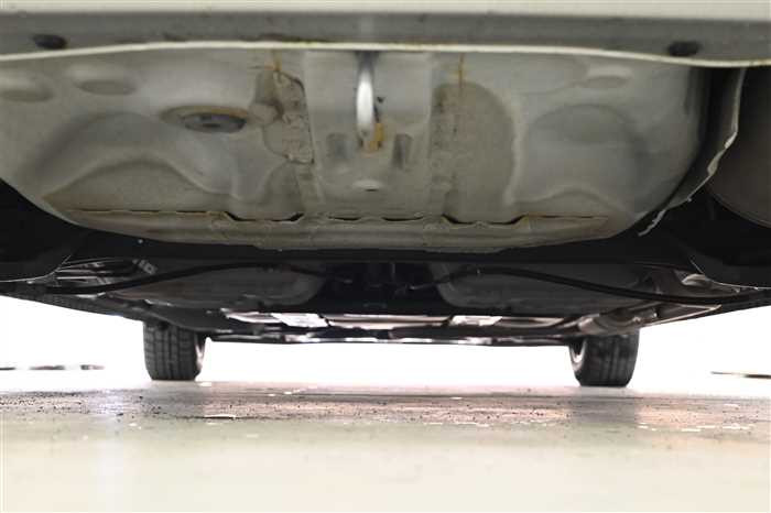 2015 Honda Fit DBA-GK3 (UW-69d9fa0e556de)[4]