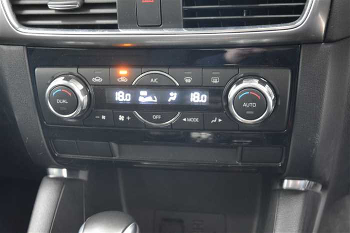 2016 Mazda CX-5 DBA-KEEFW (UW-69f5a9e5afc16)[20]