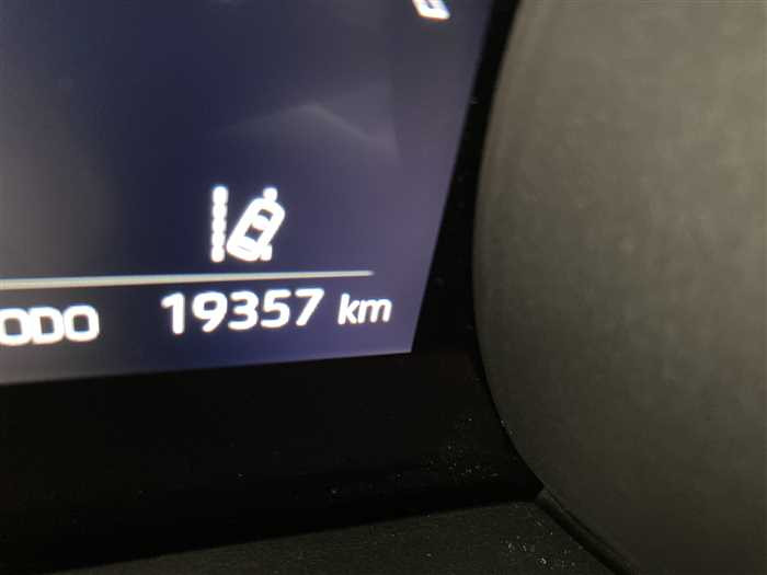 2021 Toyota Yaris Cross 5BA-MXPB10 (UW-69d9fa0ea2035)[24]