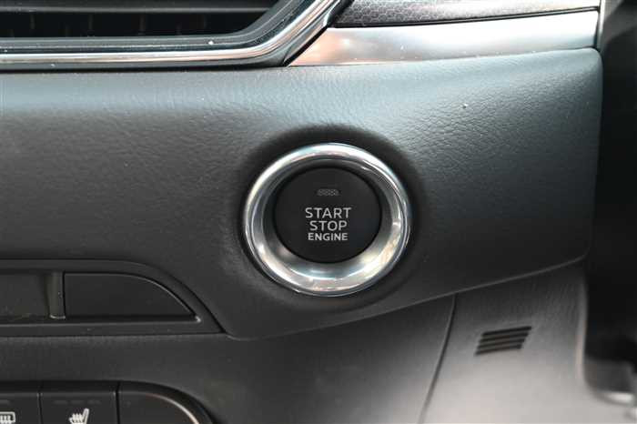 2025 Mazda CX-5 3DA-KF2P (UW-69f5a9e73767a)[23]