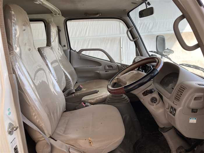 2011 Toyota Dyna LDF-KDY231 (UW-69d9fa1085778)[11]