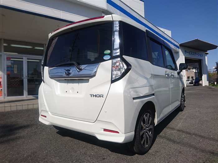 2017 Daihatsu Daihatsu Others M900S (UW-69d9fa13efc63)[2]