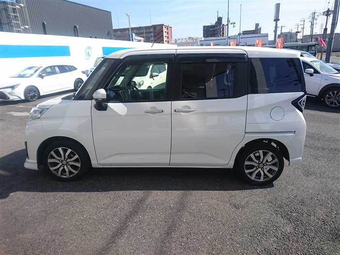 2017 Daihatsu Daihatsu Others M900S (UW-69d9fa13efc63)[7]