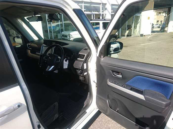 2017 Daihatsu Daihatsu Others M900S (UW-69d9fa13efc63)[9]