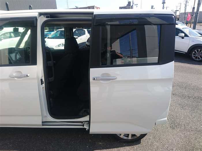 2017 Daihatsu Daihatsu Others M900S (UW-69d9fa13efc63)[13]