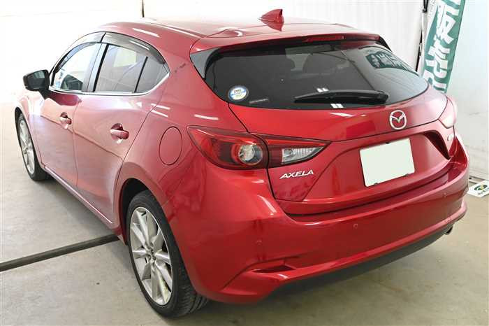 2018 Mazda Axela dba-BM5FS (UW-69f5a9eb20483)[3]