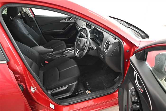 2018 Mazda Axela dba-BM5FS (UW-69f5a9eb20483)[6]