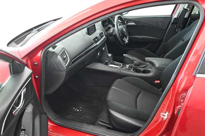 2018 Mazda Axela dba-BM5FS (UW-69f5a9eb20483)[12]