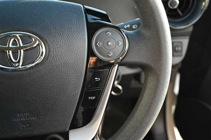 2021 Toyota Aqua 6AA-NHP10 (UW-69d9fa15a5c90)[20]