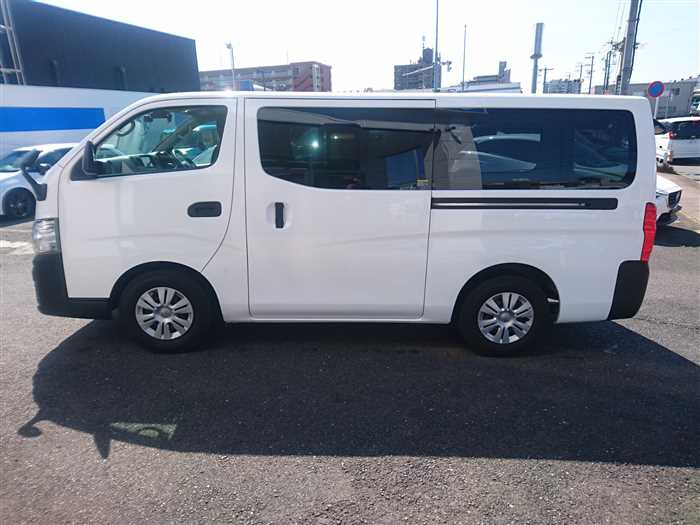2022 Nissan Caravan Van VR2E26 (UW-69d9fa1b16b31)[7]