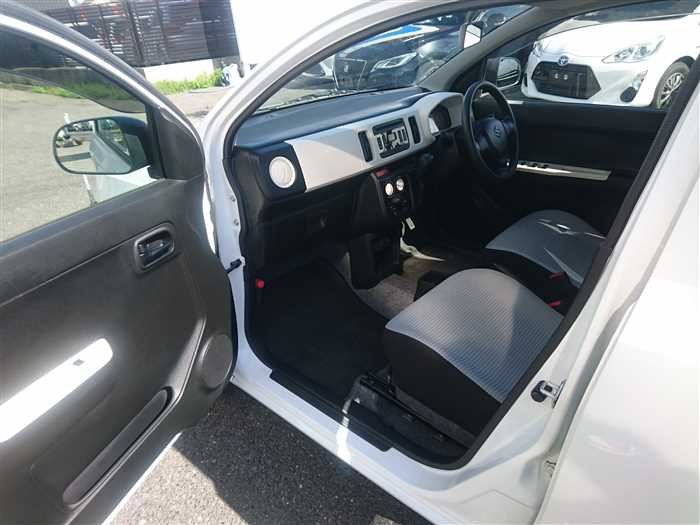 2017 Suzuki Alto HA36S (UW-69d9fa1b3d486)[11]