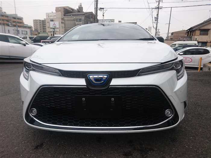 2022 Toyota Corolla Touring Wagon ZWE211W (UW-69d9fa1cd6fe3)[5]