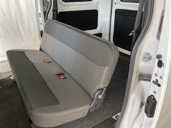 2021 Nissan NV200 Vanette DBF-VM20 (UW-69d9fa20055a3)[12]