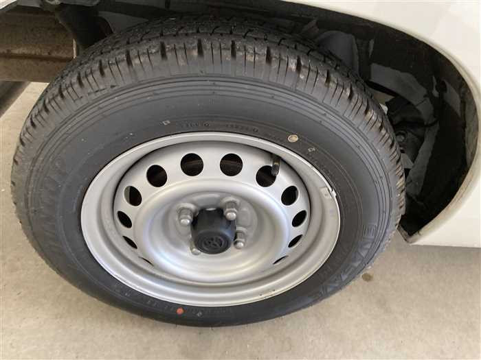 2021 Toyota Probox Van 5BE-NSP160V (UW-69d9fa21072f4)[8]