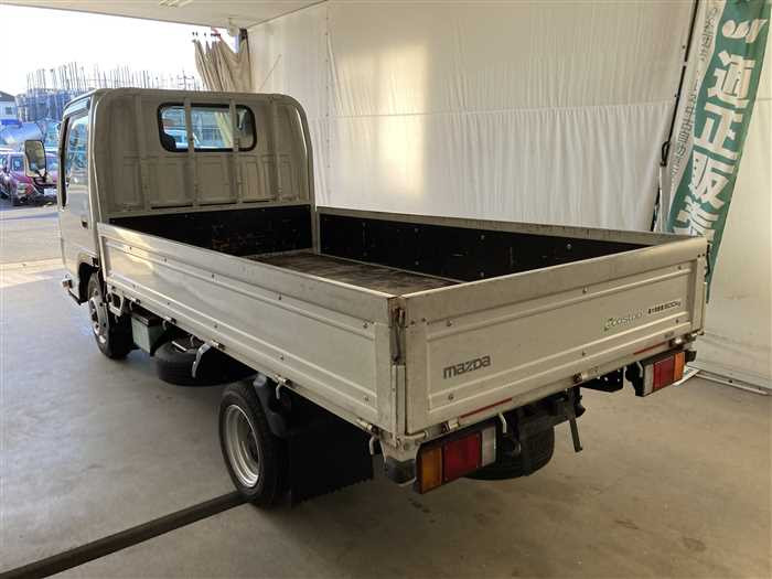 2015 Mazda Titan TRG-LHR85A (UW-69d9fa21aff13)[3]