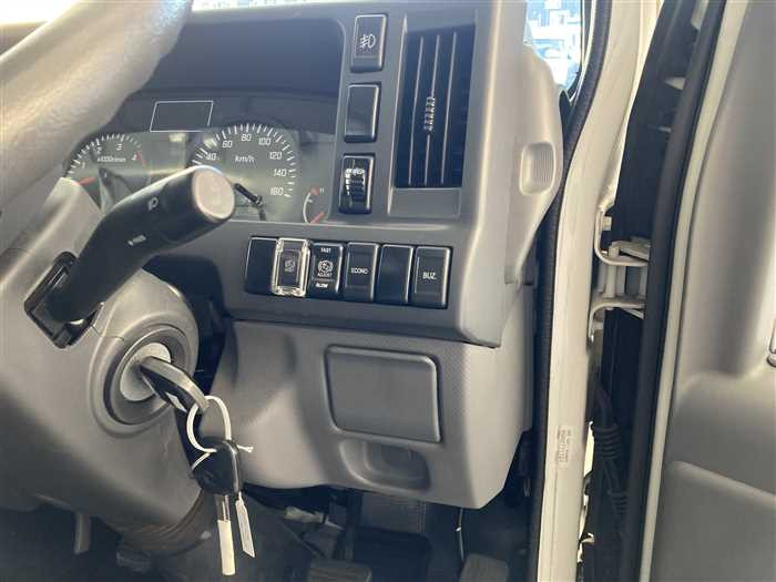 2015 Mazda Titan TRG-LHR85A (UW-69d9fa21aff13)[15]