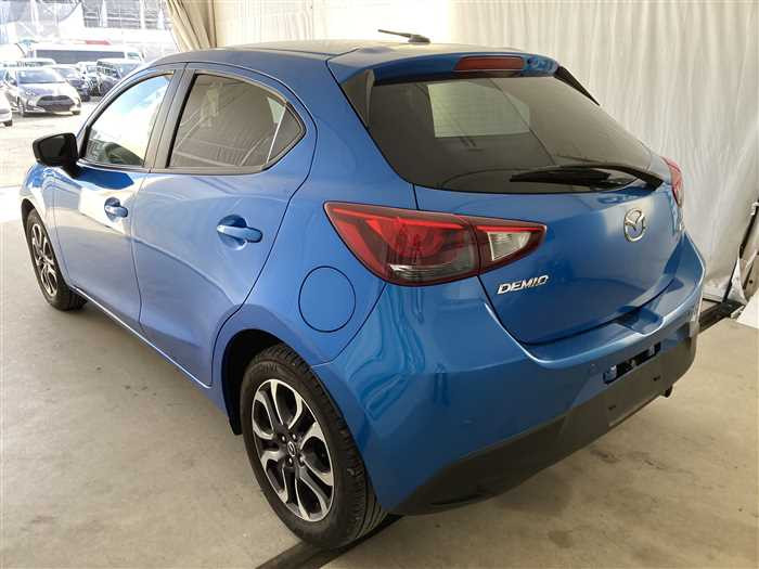 2017 Mazda Demio CBA-DJLFS (UW-69d9fa2193e30)[3]