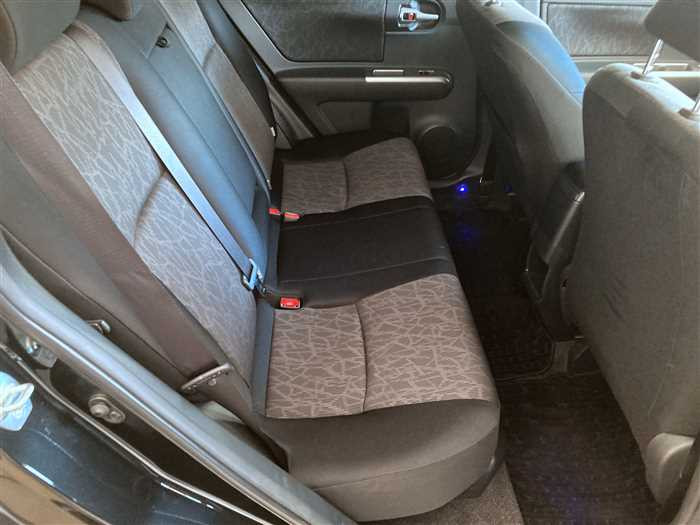 2011 Toyota Corolla Rumion DBA-ZRE152N (UW-69d9fa2250a1a)[10]