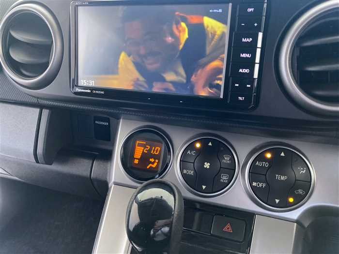 2011 Toyota Corolla Rumion DBA-ZRE152N (UW-69d9fa2250a1a)[20]