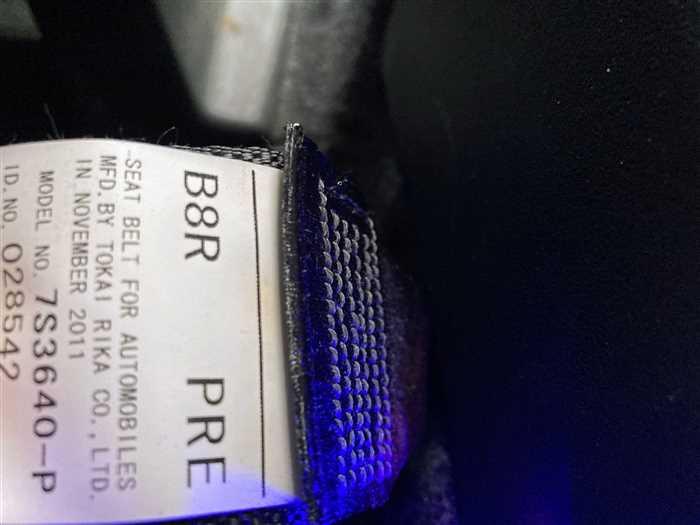 2011 Toyota Corolla Rumion DBA-ZRE152N (UW-69d9fa2250a1a)[22]