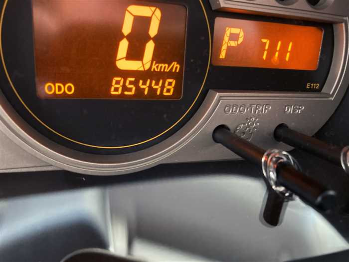 2011 Toyota Corolla Rumion DBA-ZRE152N (UW-69d9fa2250a1a)[23]