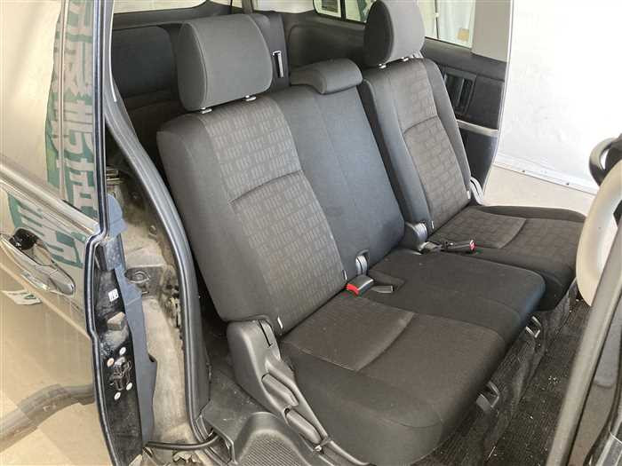 2012 Toyota Isis DBA-ZGM10W (UW-69d9fa2287310)[10]