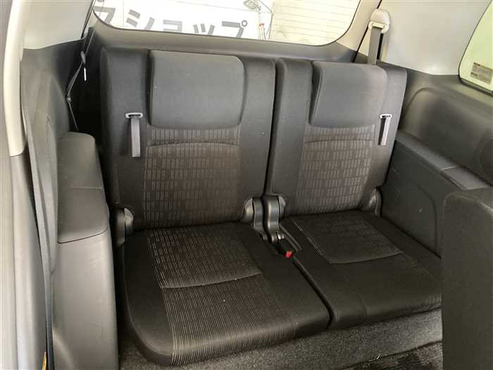 2012 Toyota Isis DBA-ZGM10W (UW-69d9fa2287310)[11]