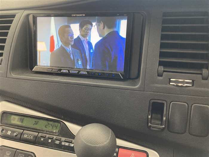 2012 Toyota Isis DBA-ZGM10W (UW-69d9fa2287310)[21]