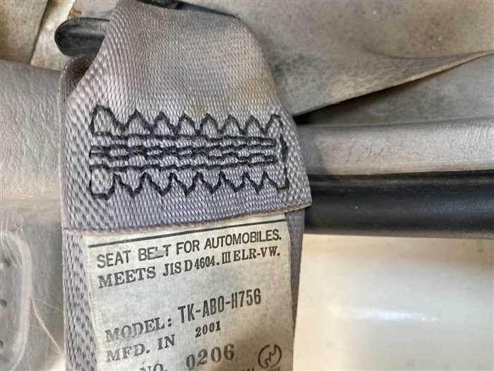 2001 Mazda Titan KK-WHF5T (UW-69d9fa27269ef)[18]