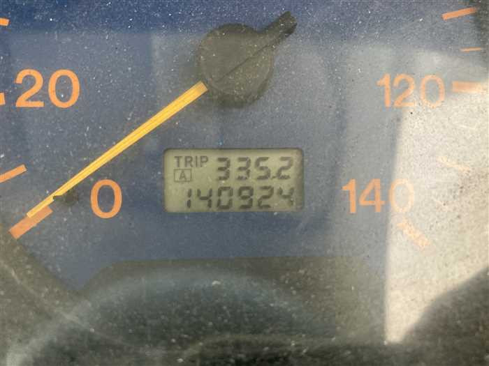 2001 Mazda Titan KK-WHF5T (UW-69d9fa27269ef)[20]