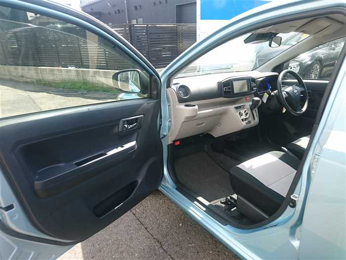 2023 Daihatsu Mira es LA360S (UW-69d9fa29e914c)[12]