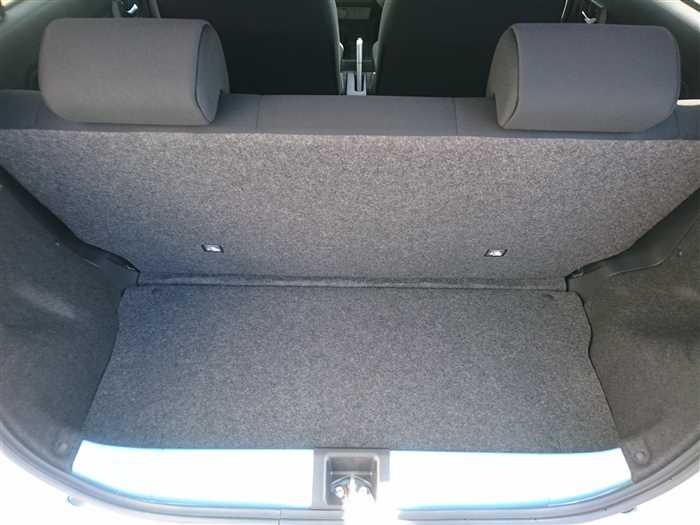 2023 Daihatsu Mira es LA360S (UW-69d9fa29e914c)[16]