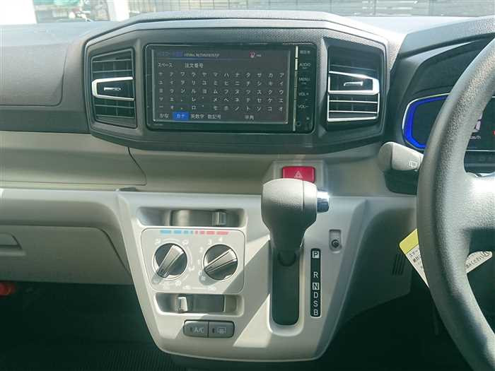 2023 Daihatsu Mira es LA360S (UW-69d9fa29e914c)[20]