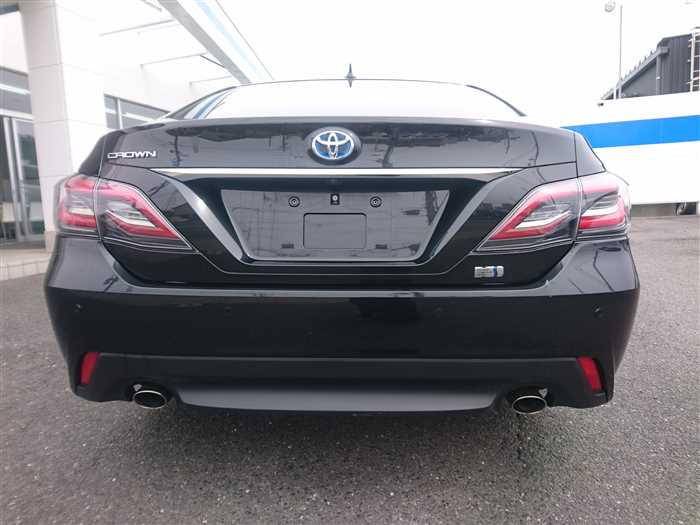2021 Toyota Crown Hybrid AZSH20 (UW-69d9fa324d707)[5]