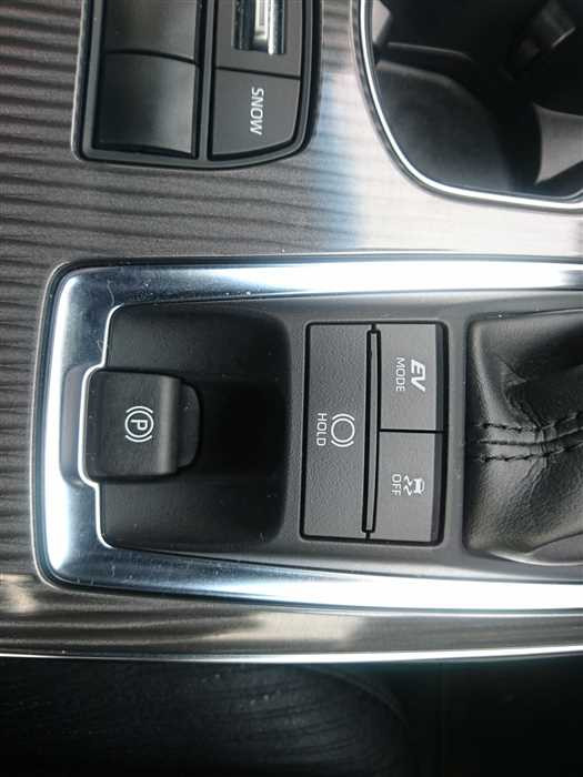 2021 Toyota Crown Hybrid AZSH20 (UW-69d9fa324d707)[20]