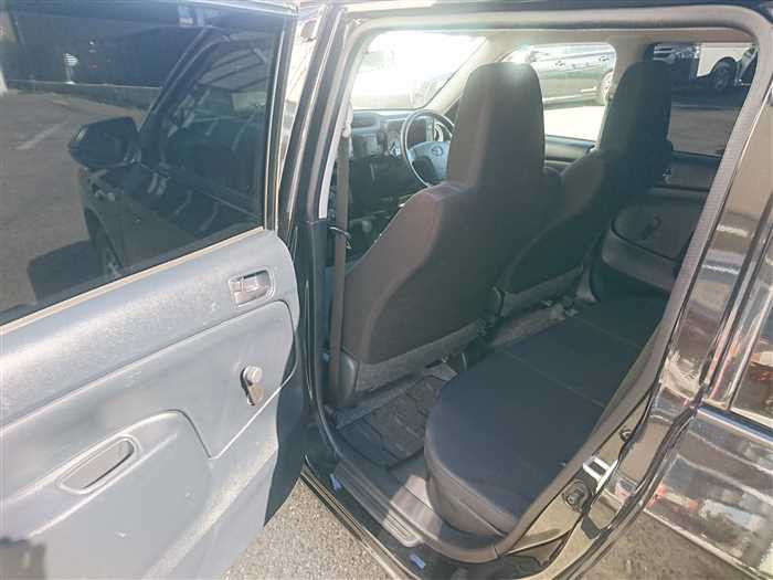 2023 Toyota Probox Van NHP160V (UW-69d9fa39104f8)[12]