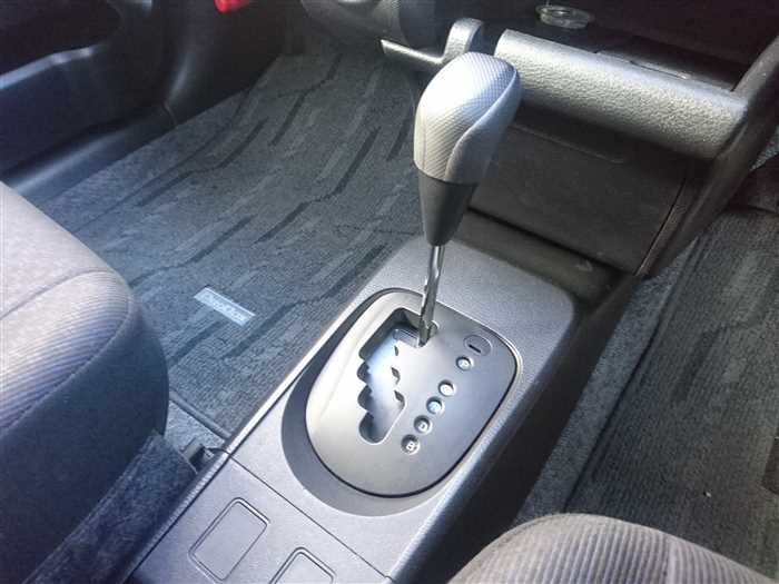 2023 Toyota Probox Van NHP160V (UW-69d9fa39104f8)[22]