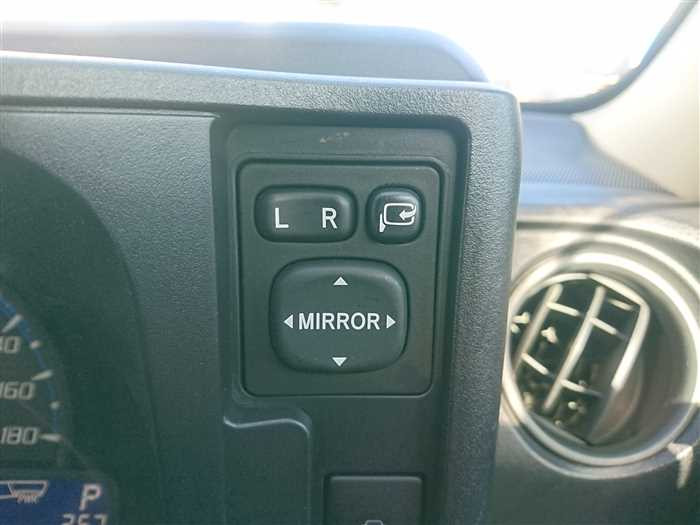 2023 Toyota Probox Van NHP160V (UW-69d9fa39104f8)[24]