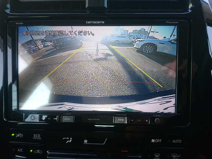 2019 Toyota Prius PHV ZVW52 (UW-69d9fa3a542b8)[18]