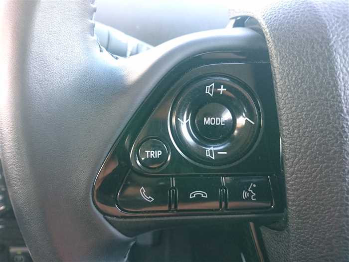 2019 Toyota Prius PHV ZVW52 (UW-69d9fa3a542b8)[22]