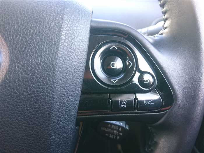 2019 Toyota Prius PHV ZVW52 (UW-69d9fa3a542b8)[23]