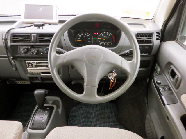 2001 Mitsubishi Town Box U61W (UW-69e73593aa83f)[4]