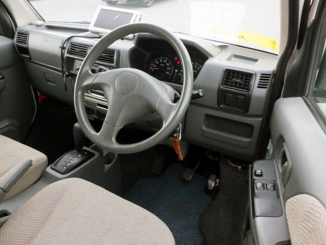 2001 Mitsubishi Town Box U61W (UW-69e73593aa83f)[11]