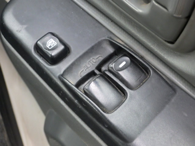 2001 Mitsubishi Town Box U61W (UW-69e73593aa83f)[15]