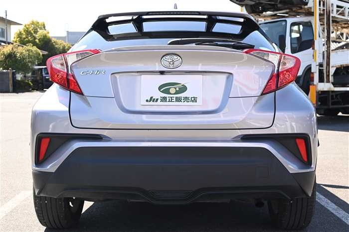2019 Toyota C-HR DBA-NGX10 (UW-69d9f9e3a6b11)[6]