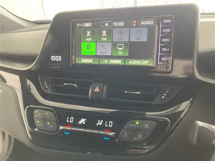 2019 Toyota C-HR DBA-NGX10 (UW-69d9f9e3a6b11)[21]