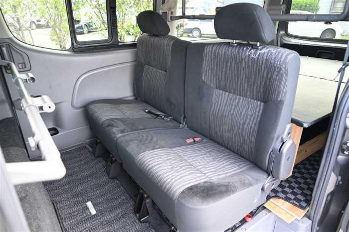 2020 Nissan NV350 Caravan LDF-VW2E26 (UW-69d9f9ed3431a)[21]