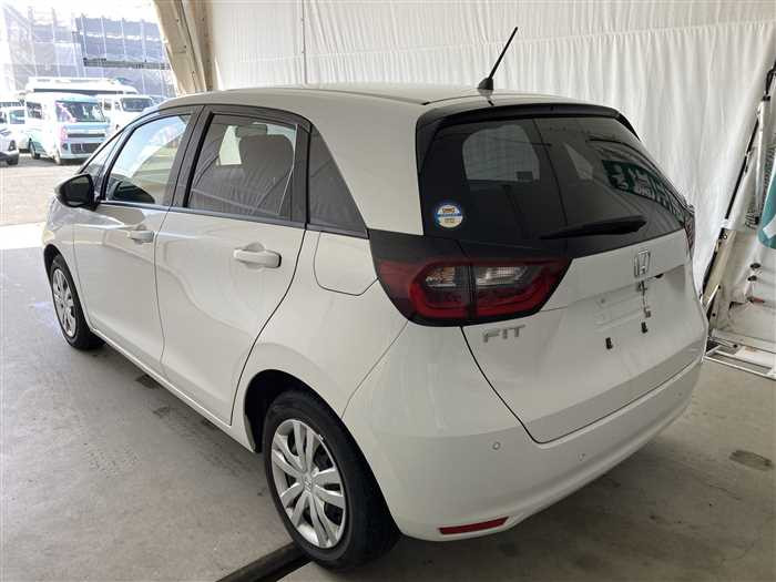 2021 Honda Fit 6BA-GR1 (UW-69d9f9ededbaf)[3]