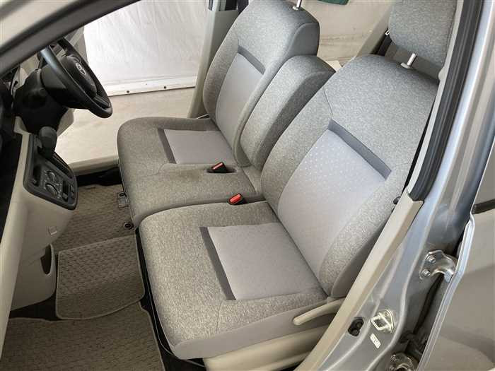 2020 Toyota Passo 5BA-M700A (UW-69d9f9ee69783)[14]